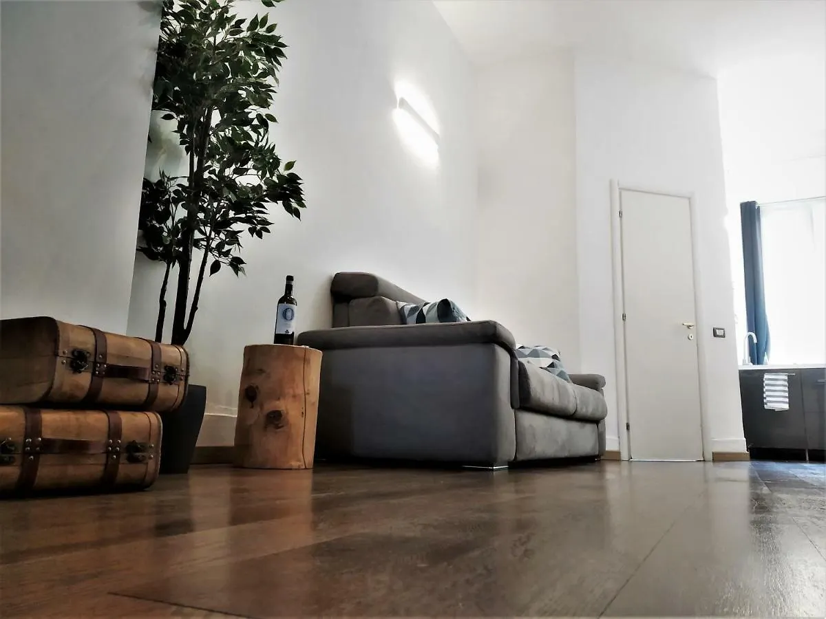 Beautiful Open-Space Loft Apartment Milan